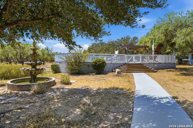 670 Quail Run Lytle, TX 78052