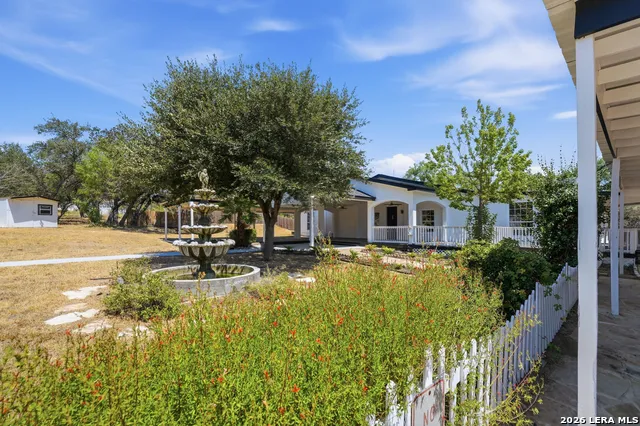 670 Quail Run Lytle, TX 78052