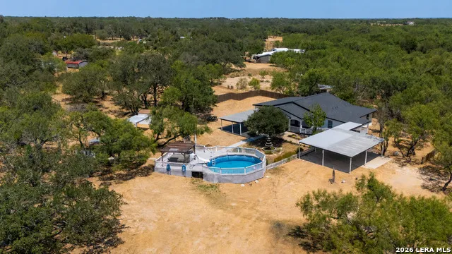 670 Quail Run Lytle, TX 78052