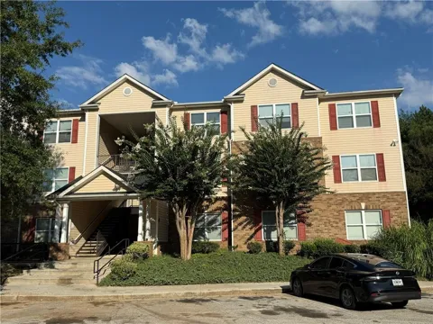 1303 Waldrop Place