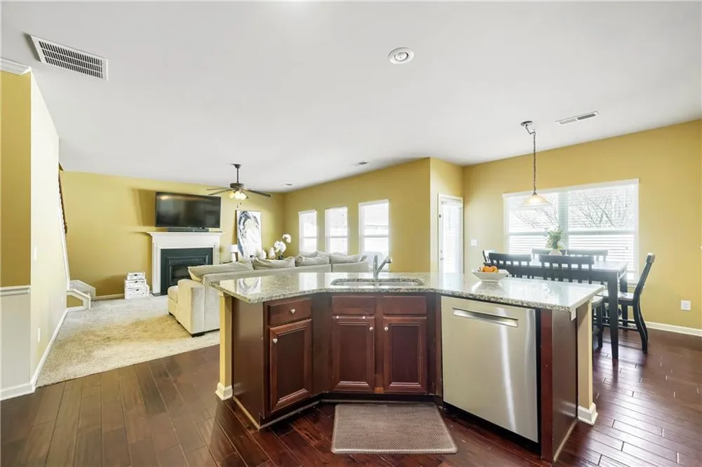 98 Village Park Drive Newnan, GA 30265