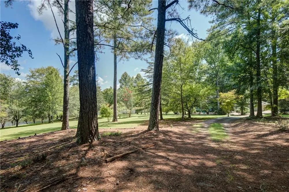 215 Wessmanor Drive Bowdon, GA 30108