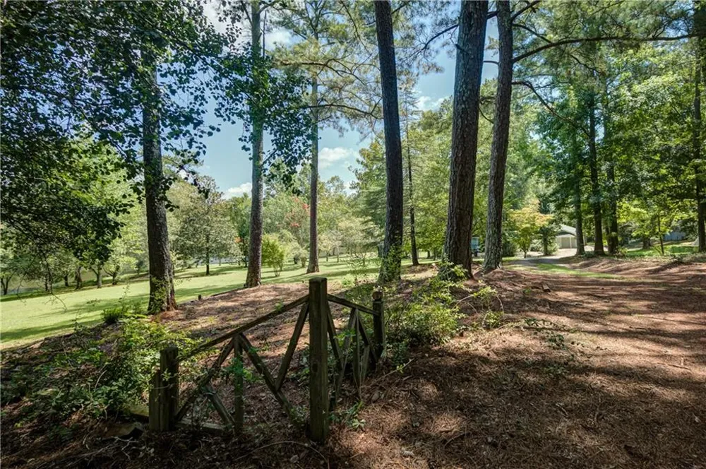 215 Wessmanor Drive Bowdon, GA 30108