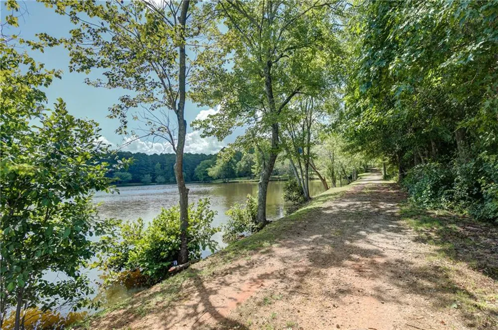 215 Wessmanor Drive Bowdon, GA 30108