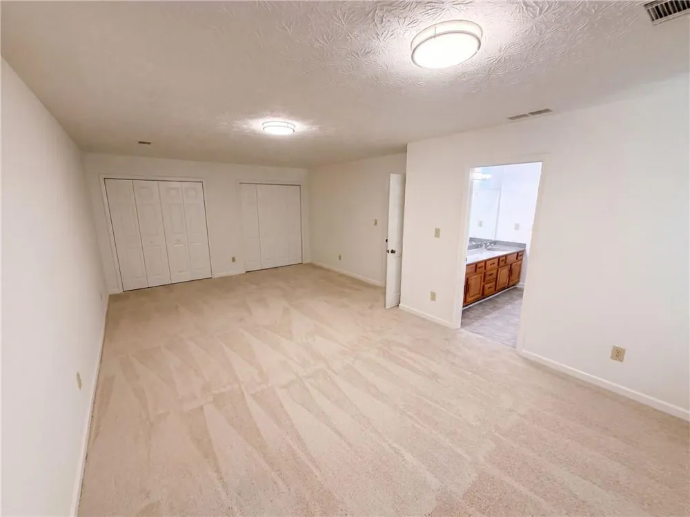 17 Dover Trail Peachtree City, GA 30269