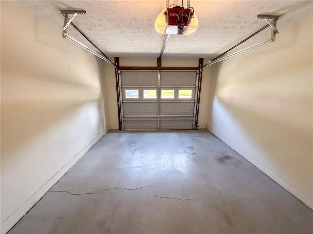 17 Dover Trail Peachtree City, GA 30269