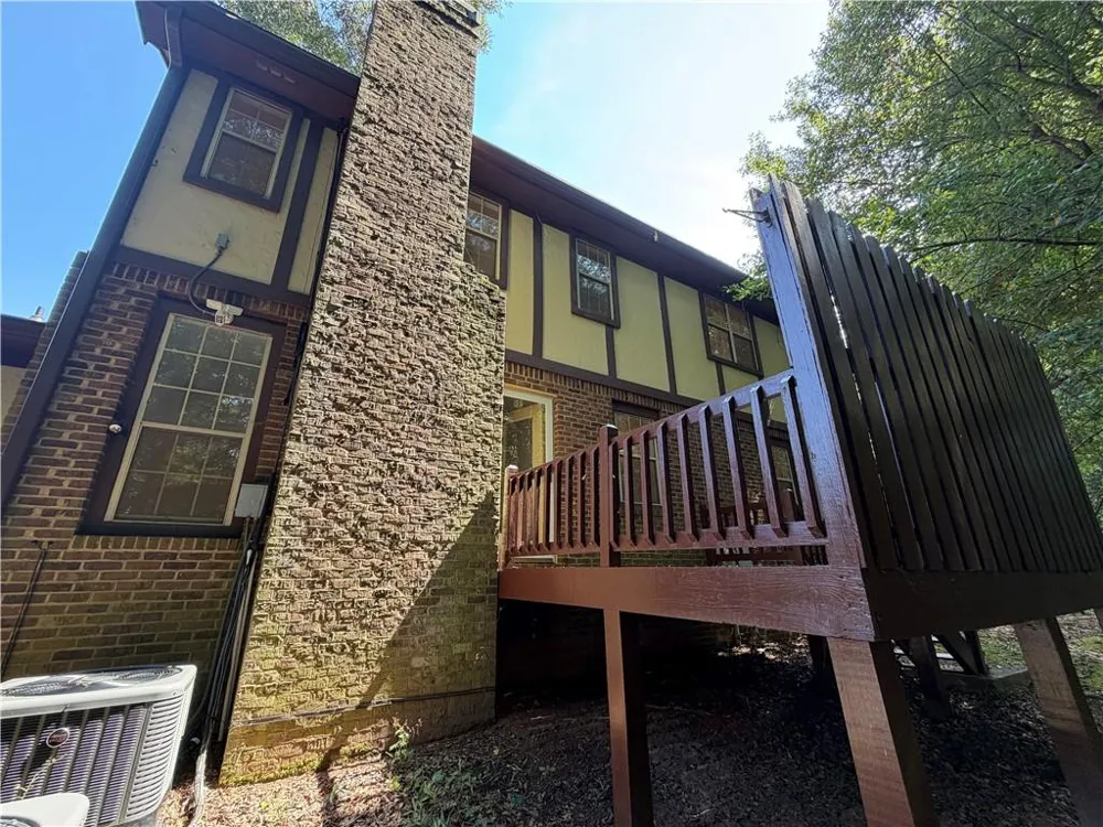17 Dover Trail Peachtree City, GA 30269