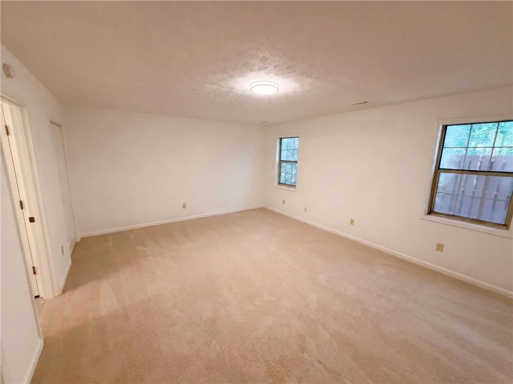 17 Dover Trail Peachtree City, GA 30269