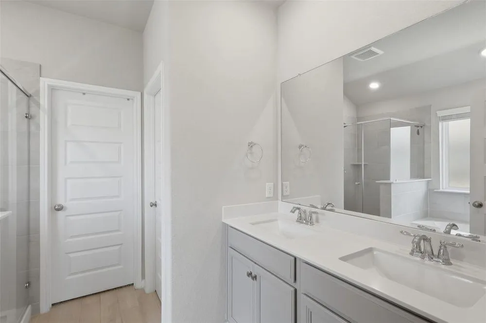 12921 S Winding Pines Drive Tomball, TX 77375