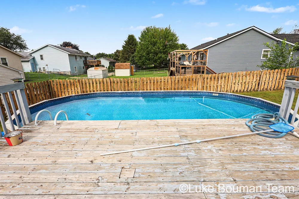 2116 Tyler Street Jenison, MI 49428