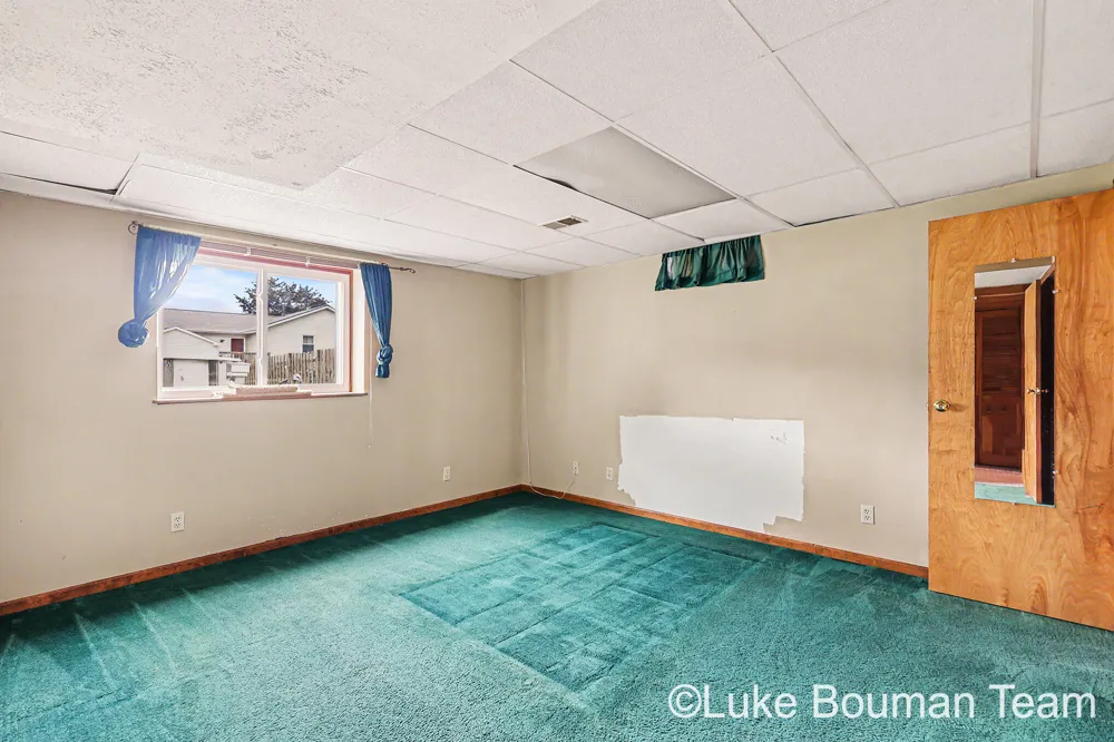 2116 Tyler Street Jenison, MI 49428