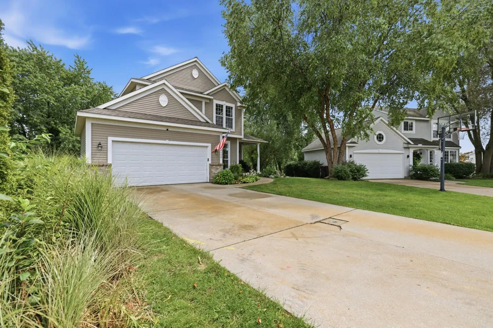3400 Crystal Valley Court Holland, MI 49424