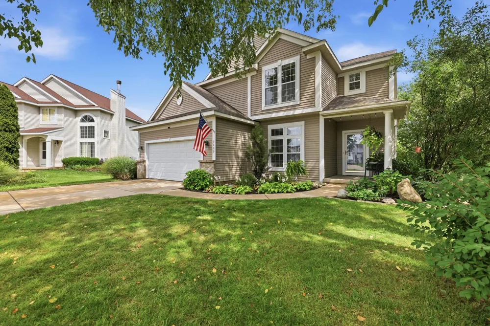 3400 Crystal Valley Court Holland, MI 49424