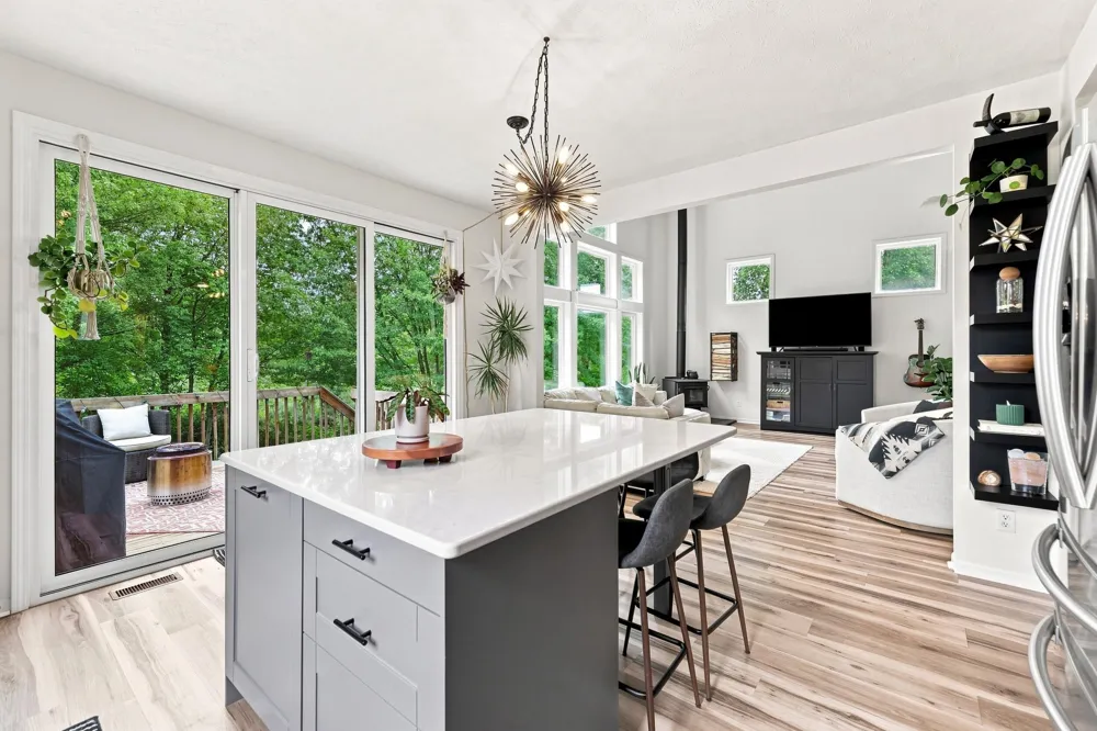 3400 Crystal Valley Court Holland, MI 49424