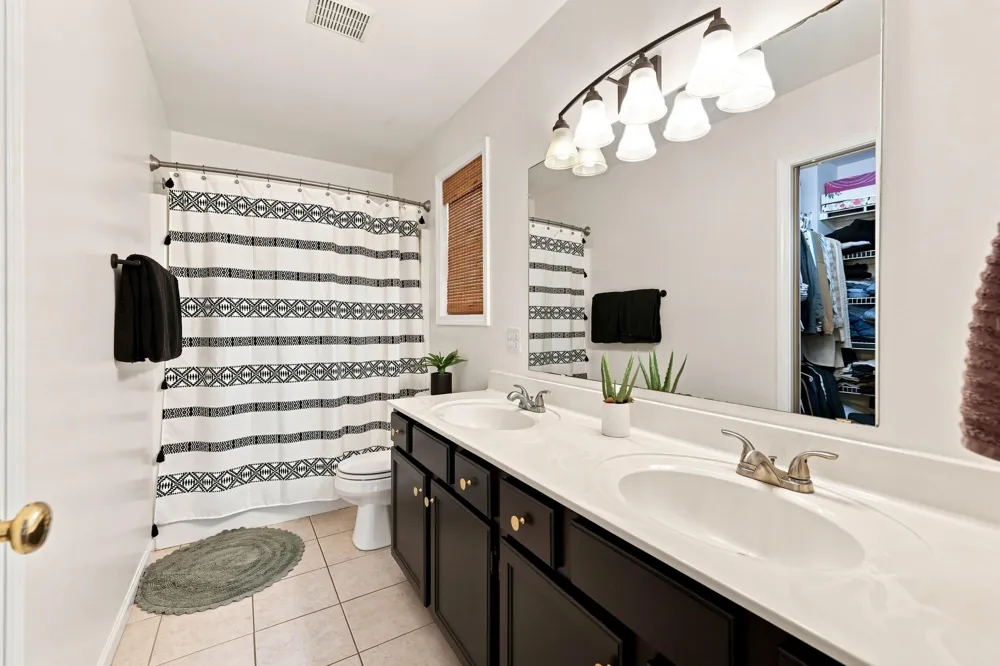 3400 Crystal Valley Court Holland, MI 49424