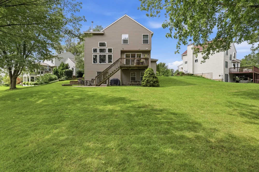 3400 Crystal Valley Court Holland, MI 49424