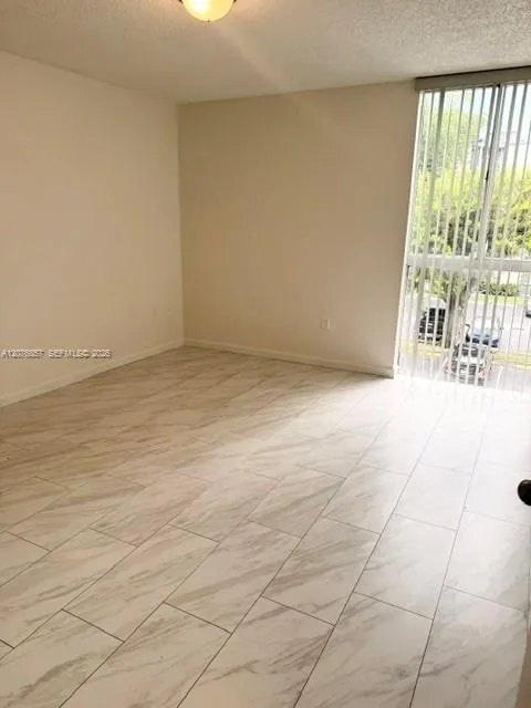 6955 NW 186th St #F306 Hialeah, FL 33015