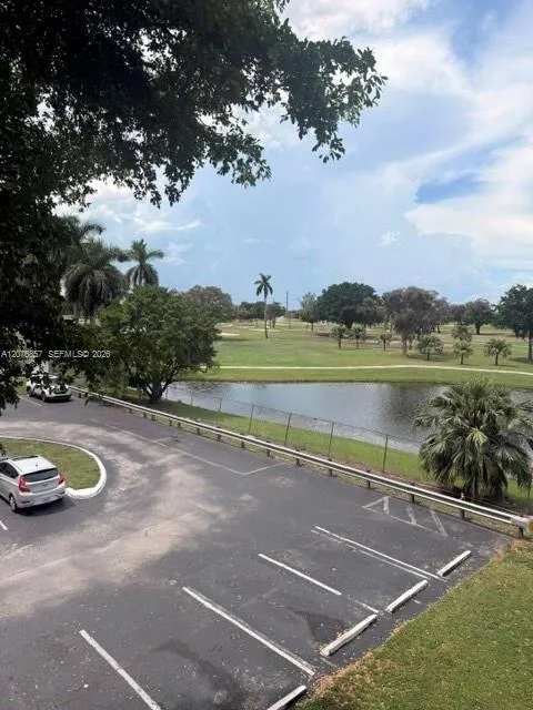 6955 NW 186th St #F306 Hialeah, FL 33015