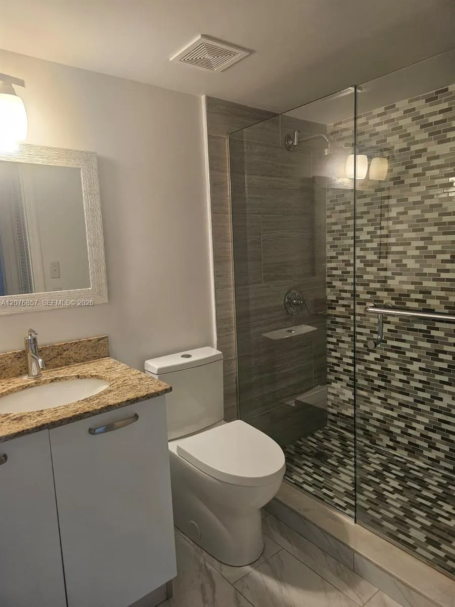 6955 NW 186th St #F306 Hialeah, FL 33015