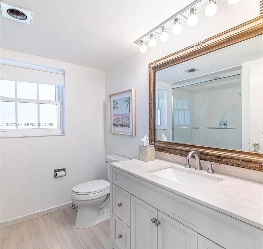 3475 S Ocean Blvd #2010 Palm Beach, FL 33480