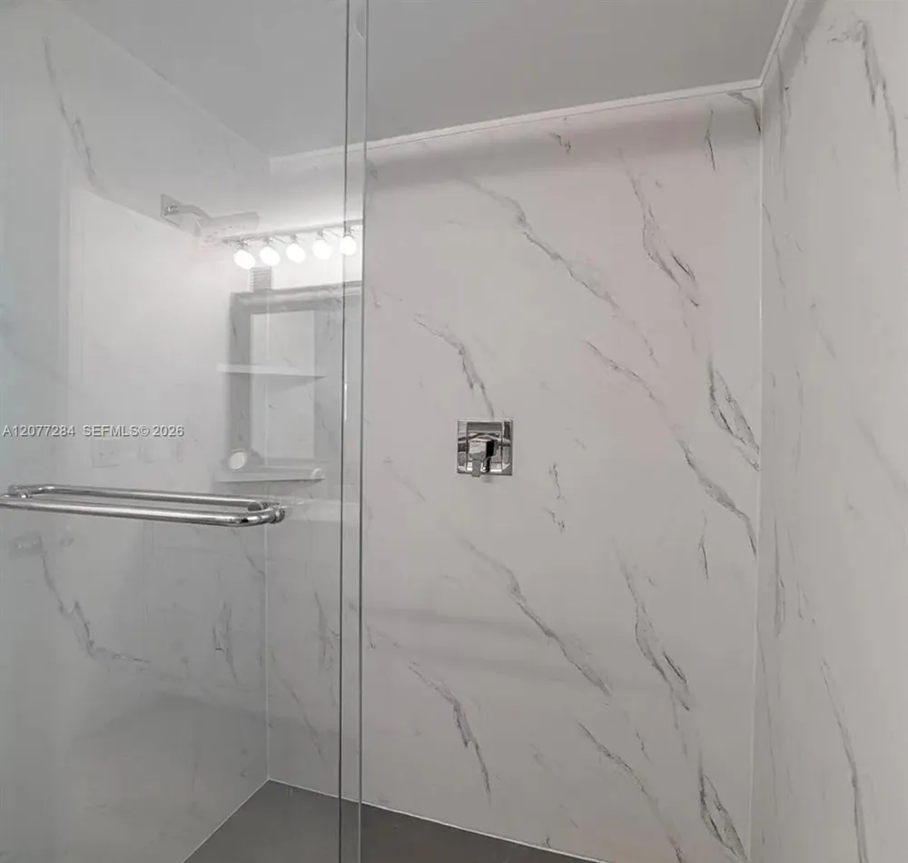3475 S Ocean Blvd #2010 Palm Beach, FL 33480