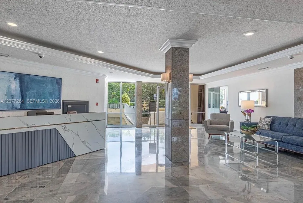 3475 S Ocean Blvd #2010 Palm Beach, FL 33480