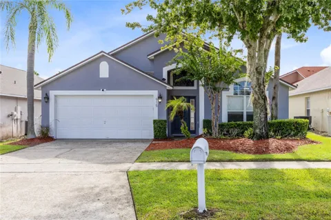 915 LAKE BERKLEY DRIVE