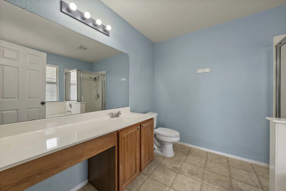 511 S Pauley Drive Hutto, TX 78634