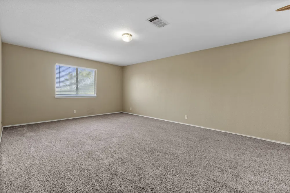 511 S Pauley Drive Hutto, TX 78634