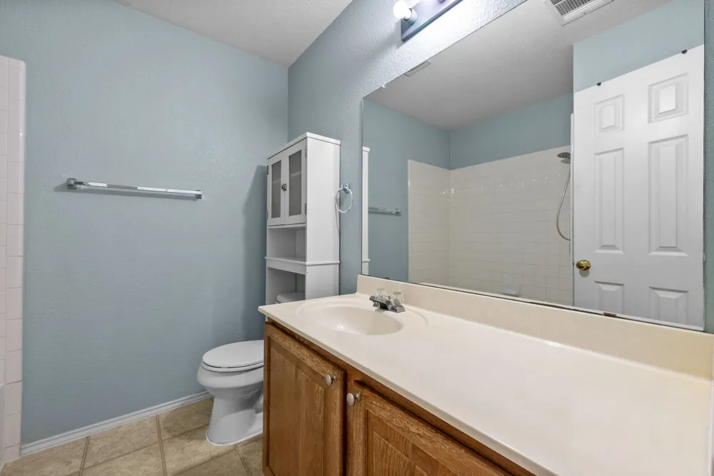 511 S Pauley Drive Hutto, TX 78634