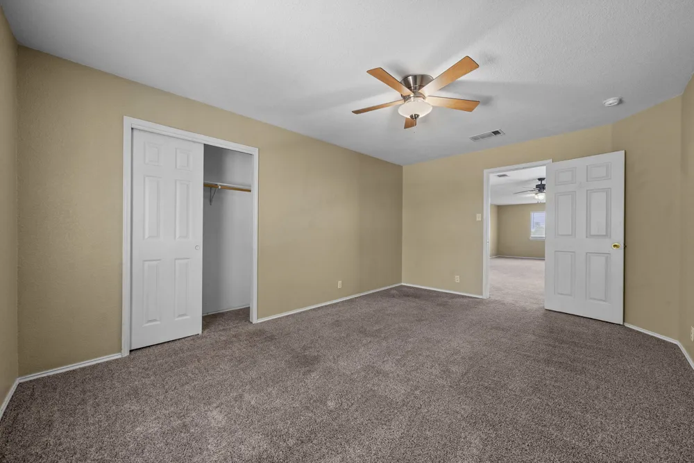 511 S Pauley Drive Hutto, TX 78634