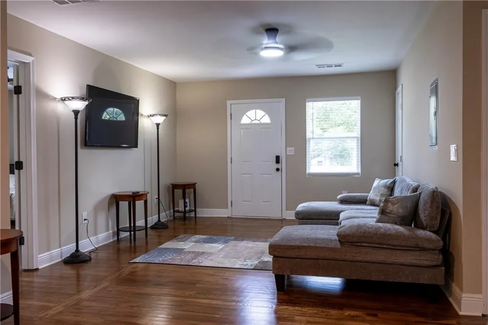 1987 Willa Way Decatur, GA 30032
