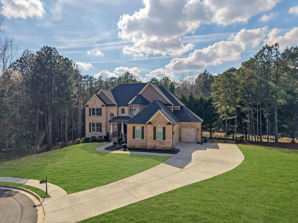 3298 Alcovy Club Court Dacula, GA 30019