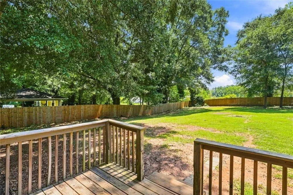 239 Hurt Road SW Smyrna, GA 30082