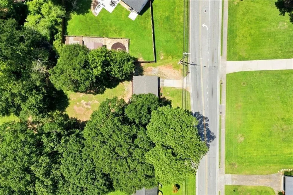 239 Hurt Road SW Smyrna, GA 30082