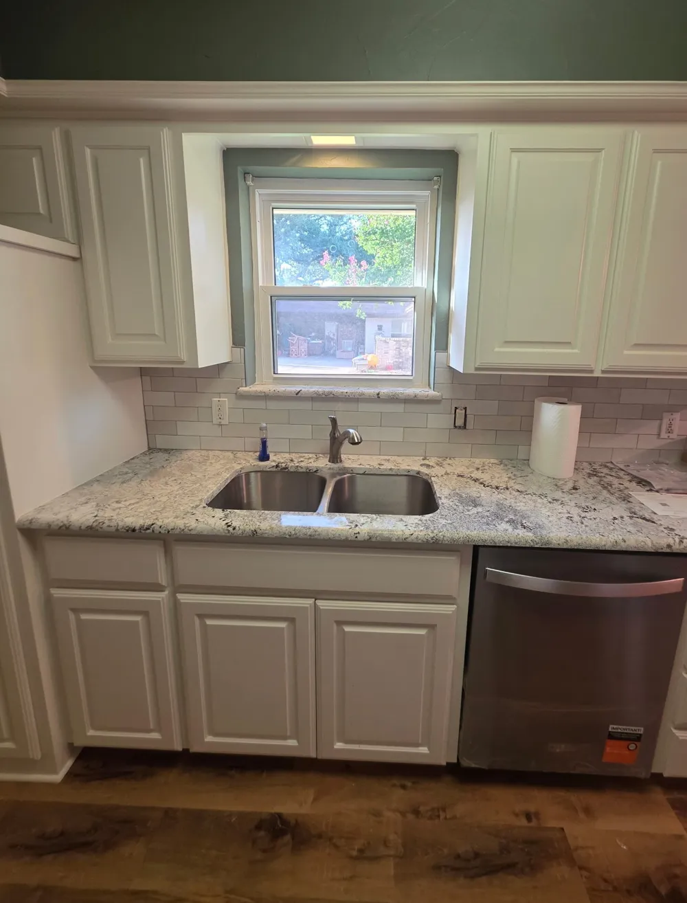 1914 Surrey Circle Grand Prairie, TX 75050