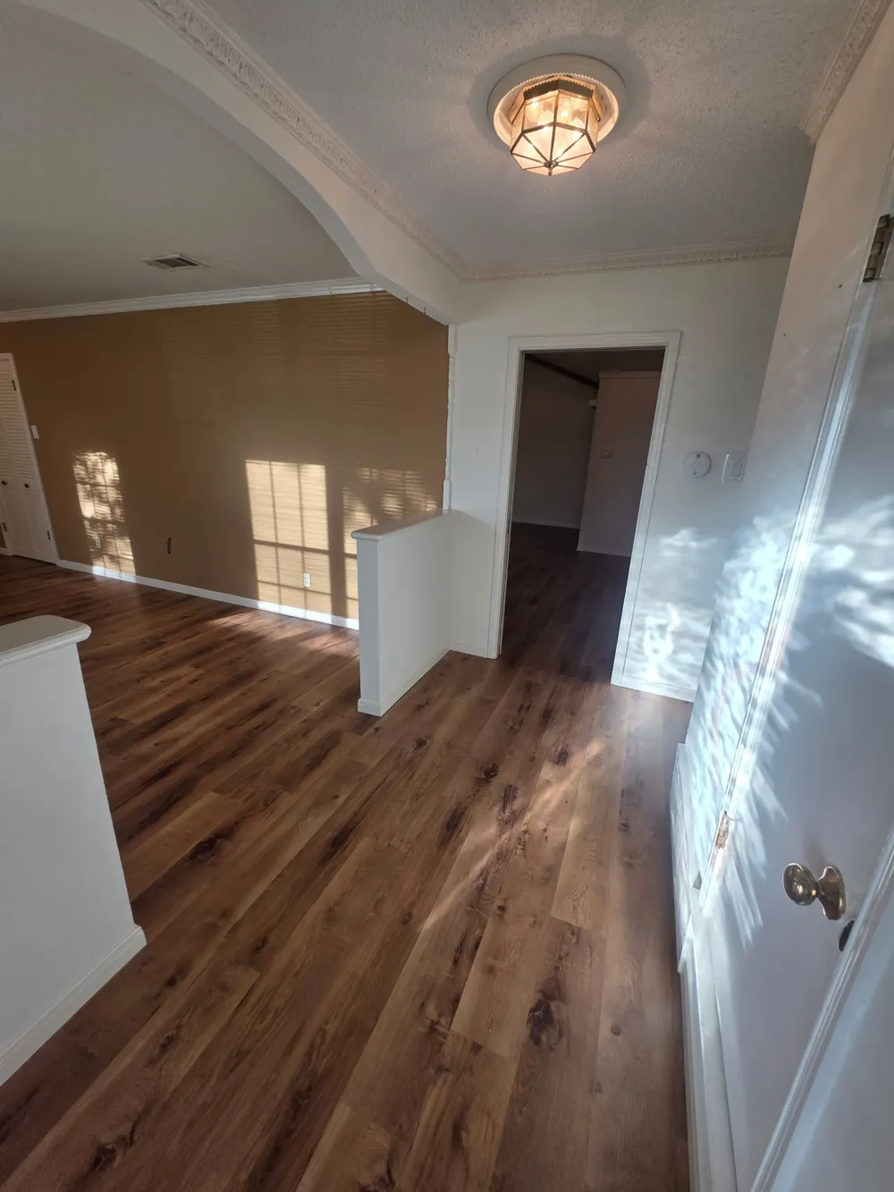 1914 Surrey Circle Grand Prairie, TX 75050