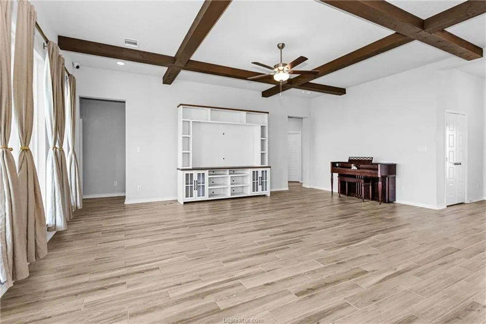 36244 Cochran Road Waller, TX 77484