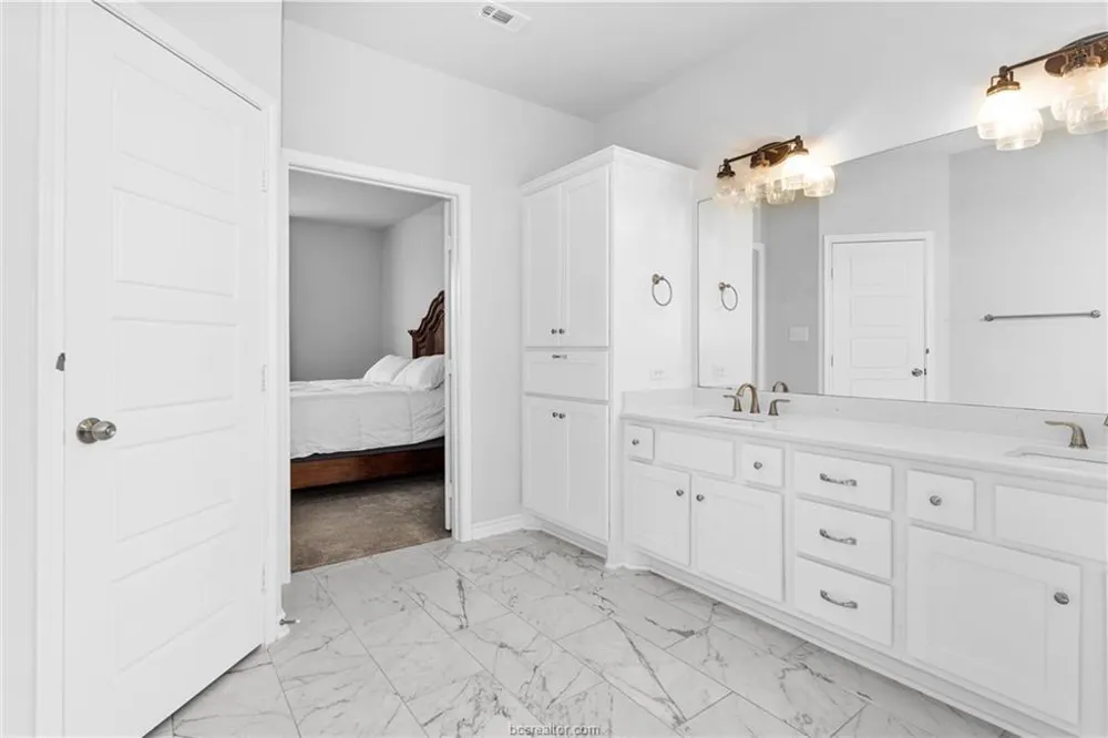36244 Cochran Road Waller, TX 77484