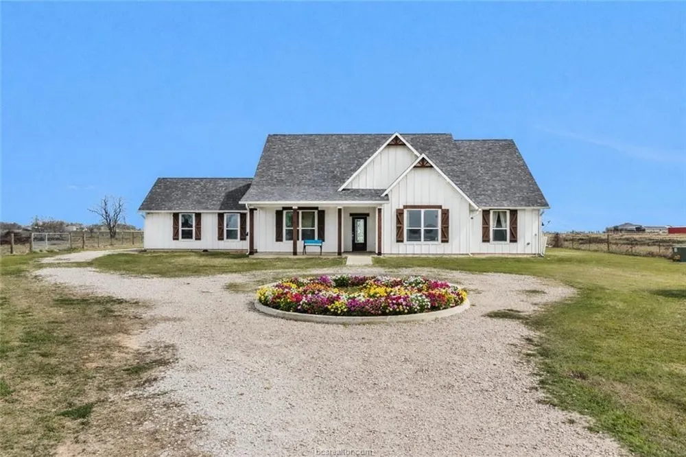 36244 Cochran Road Waller, TX 77484
