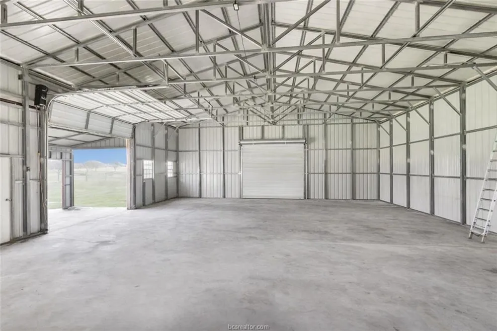 36244 Cochran Road Waller, TX 77484