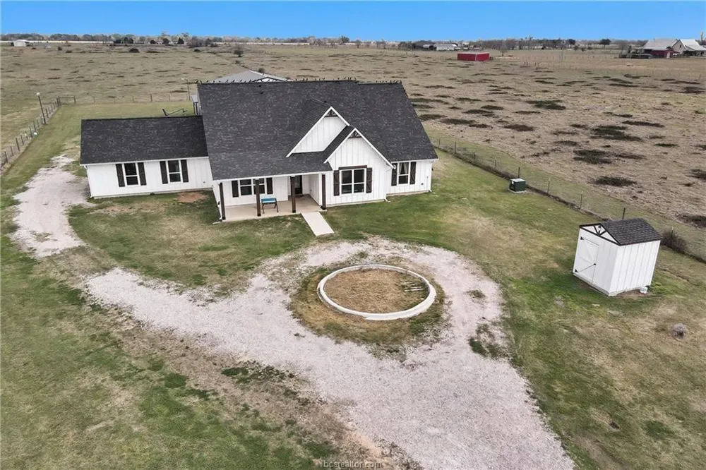 36244 Cochran Road Waller, TX 77484