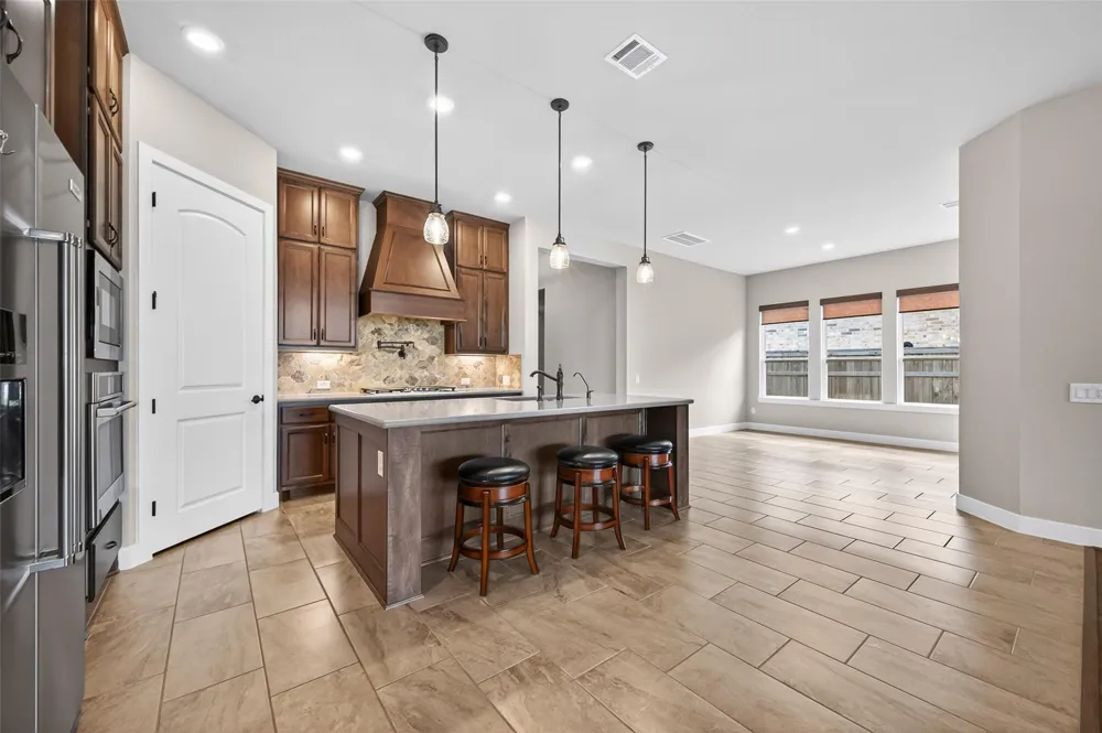 28929 Autumn Shore Drive Fulshear, TX 77441