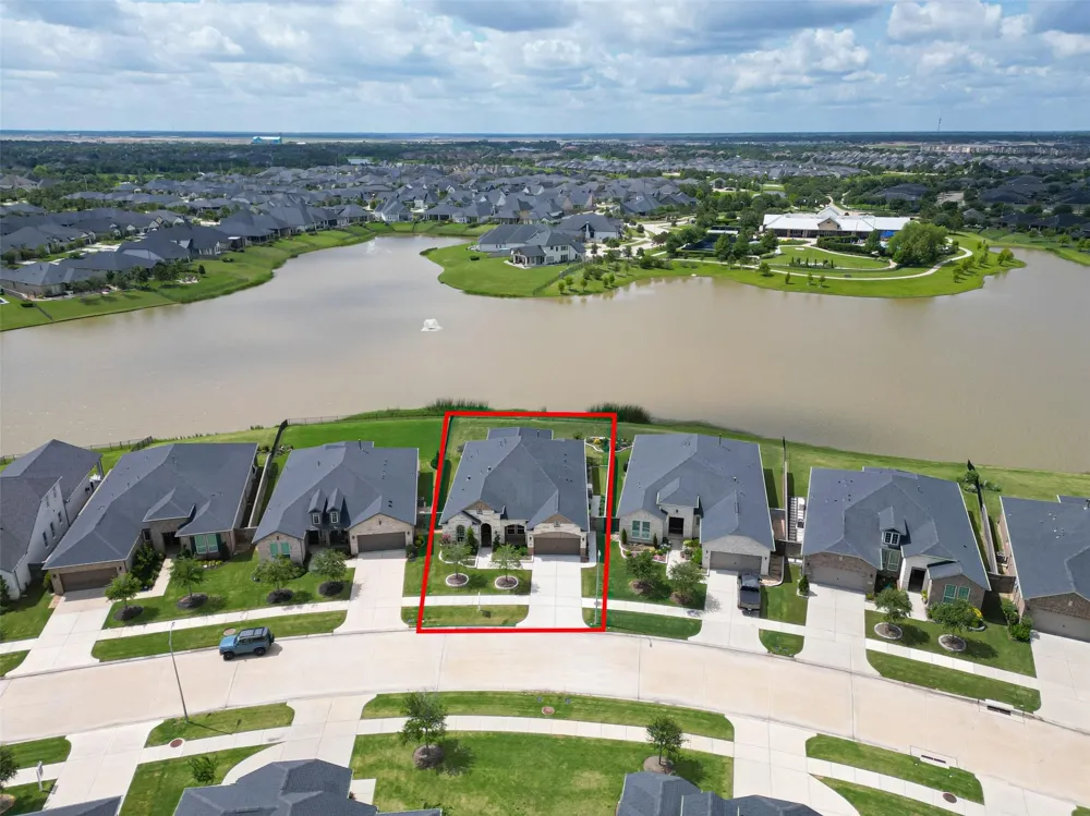 28929 Autumn Shore Drive Fulshear, TX 77441
