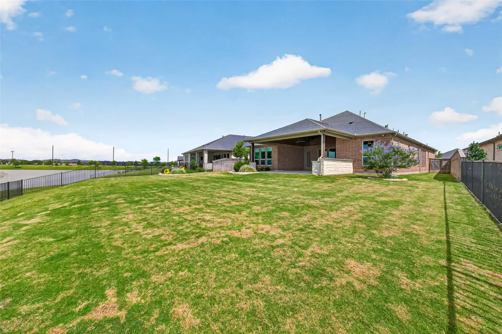 28929 Autumn Shore Drive Fulshear, TX 77441