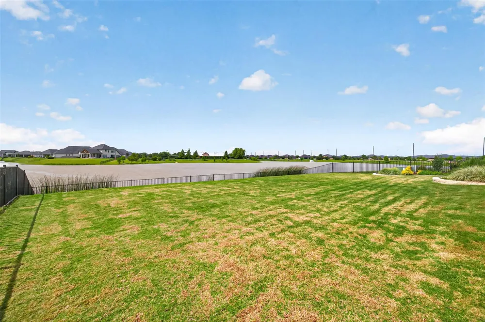 28929 Autumn Shore Drive Fulshear, TX 77441