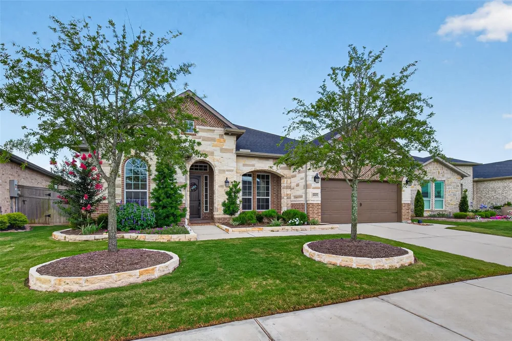 28929 Autumn Shore Drive Fulshear, TX 77441