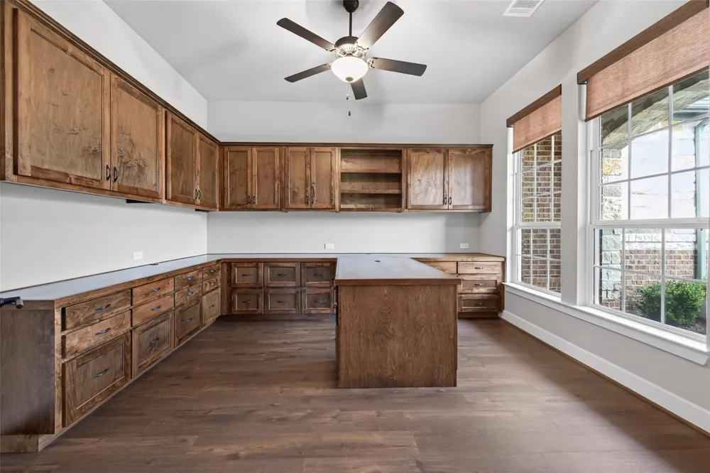 28929 Autumn Shore Drive Fulshear, TX 77441