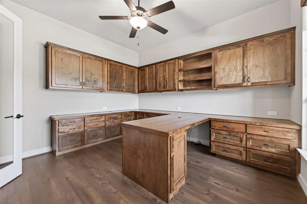 28929 Autumn Shore Drive Fulshear, TX 77441