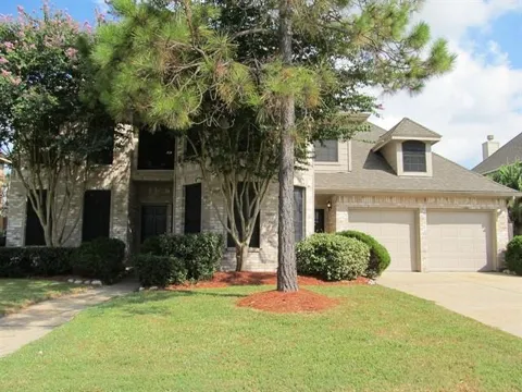 3506 Pine Tree Drive